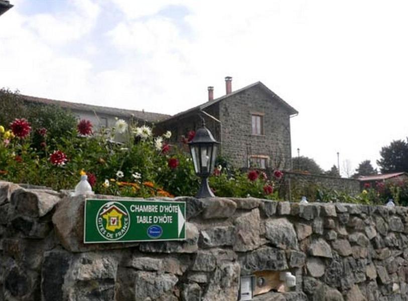 Chambres D'Hotes La Cime Beaujolaise Poule-les-Echarmeaux Exterior foto