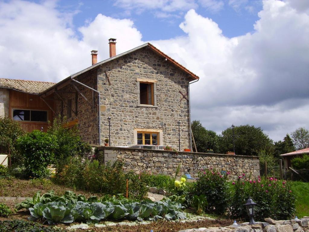 Chambres D'Hotes La Cime Beaujolaise Poule-les-Echarmeaux Exterior foto